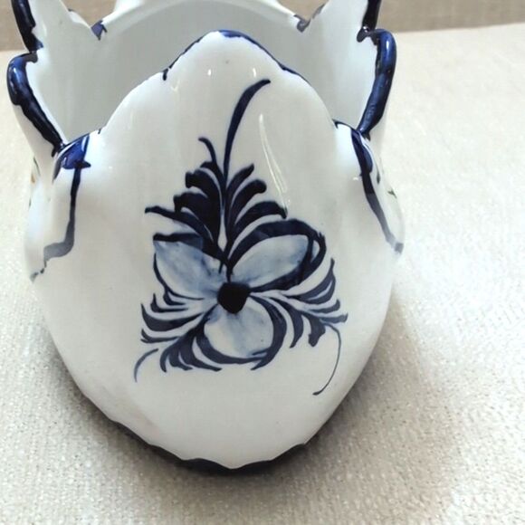 Elegant Hand Painted White Swan Ceramic Art Piece Floral Swan Planter Bowl - Picture 9 of 11